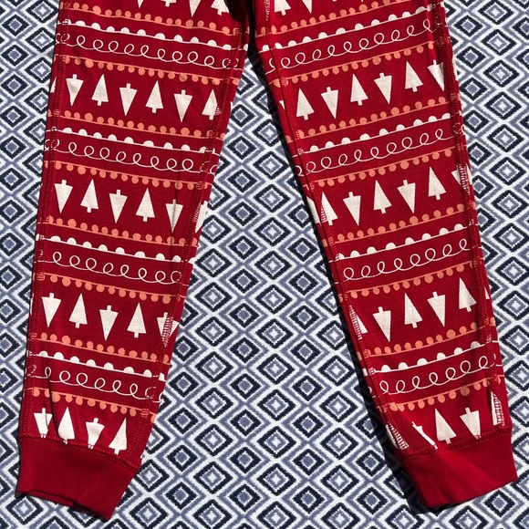 Primary "Tinsel Trees" Holiday Long-Sleeve Pajama Top and Pants, Size 6-7, VGUC - Picture 8 of 10